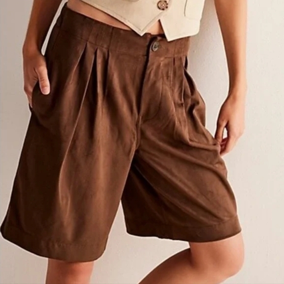 Free People We The Free Straight On Suede Shorts Chestnut - Picture 6 of 9